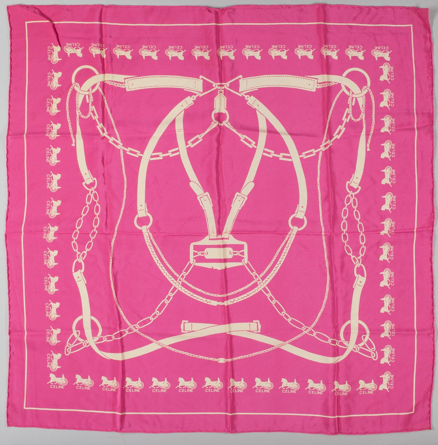 SCARF, Celine.