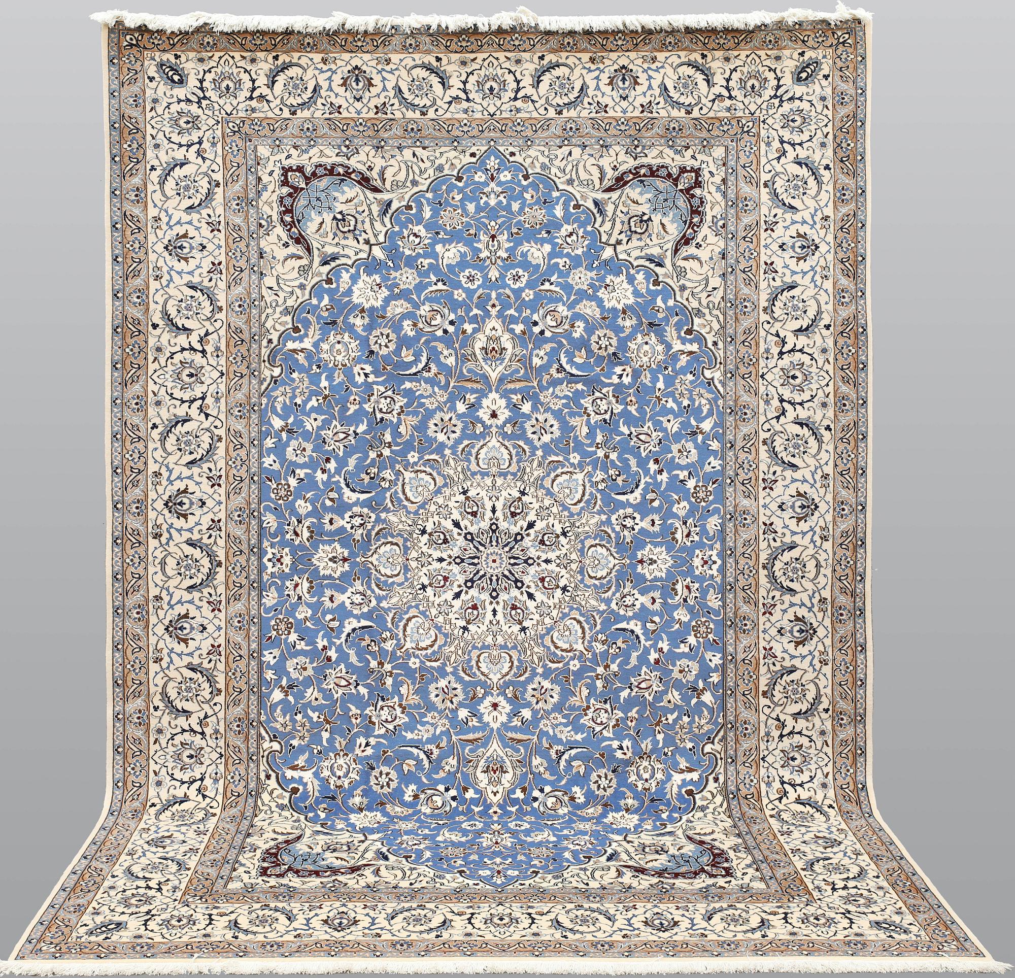 Matta, Nain part silk, s k 9LAA, ca 500,000 knutar/kvm, 331 x 220 cm.