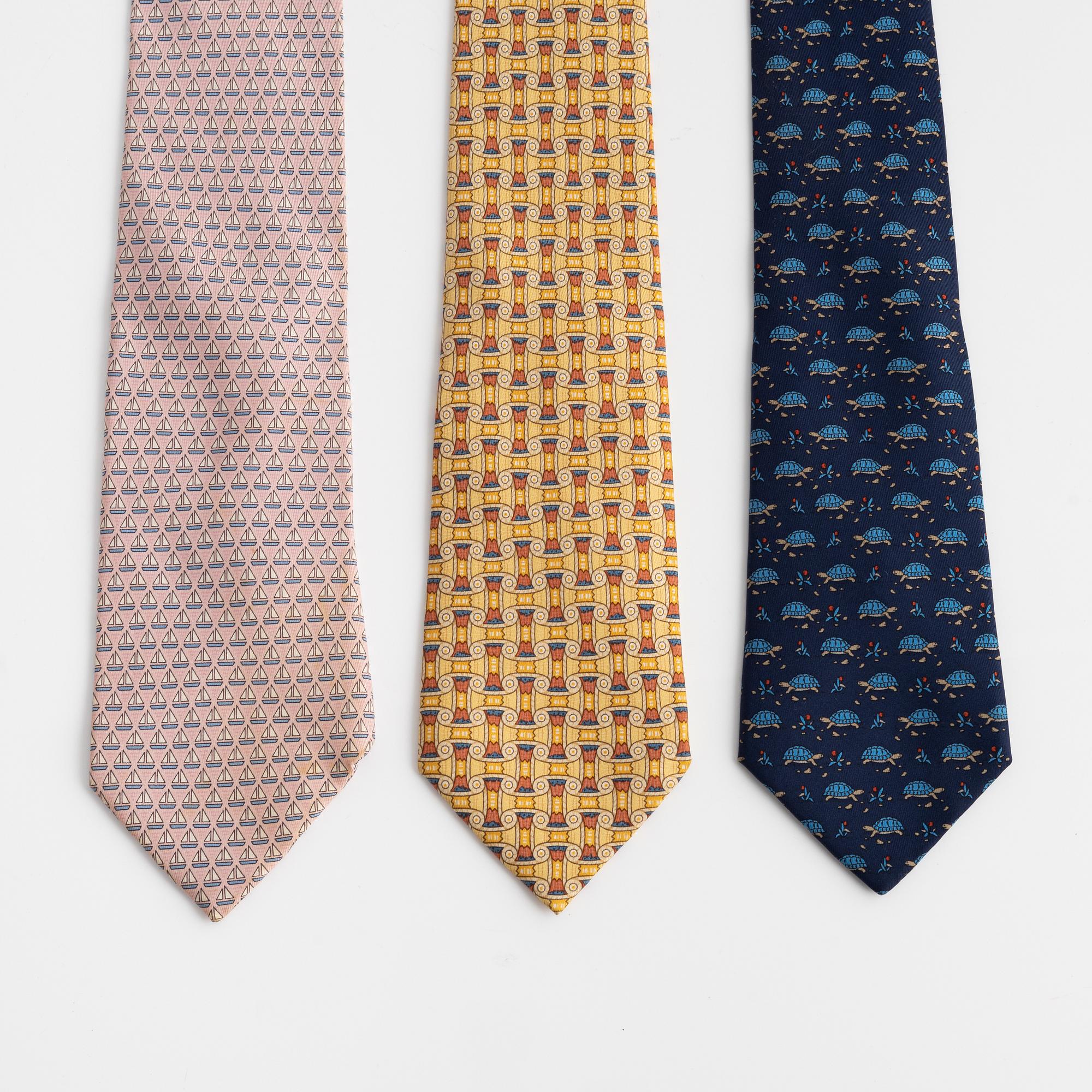 Hermès, three silk ties.