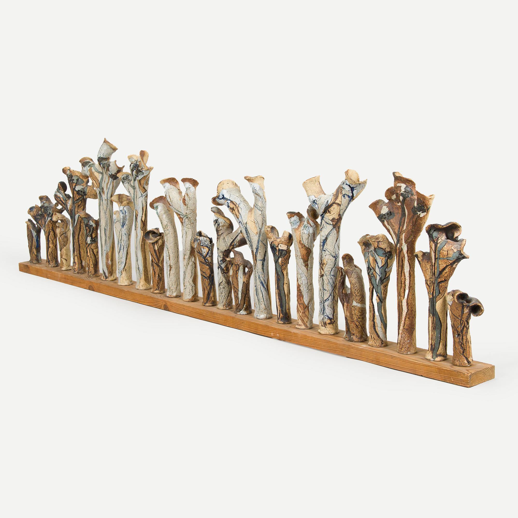 Francesca Mascitti-Lindh, a stoneware composition 'Le piante'.
