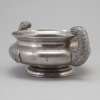 ANNA PETRUS, a pewter bowl from Svenskt Tenn, Stockholm, 1929.