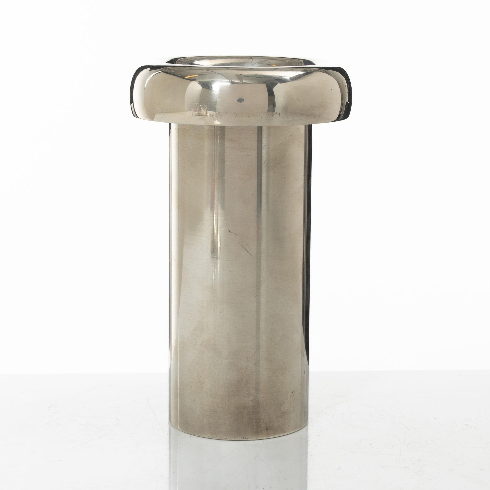 Tapio Wirkkala, a sterling silver 'Growth' vase, Kultakeskus Oy, Hämeenlinna 1990.