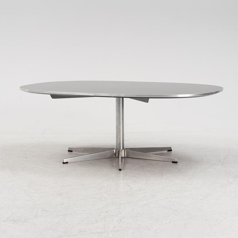 Bruno Mathsson & Piet Hein, a 'Superellips' coffee table, Fritz Hansen, Denmark.