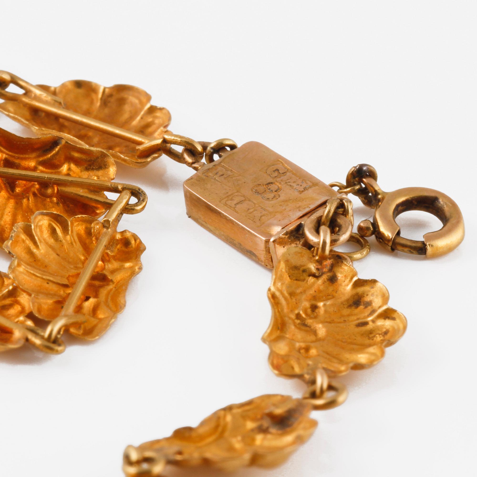 COLLIER, 18k guld, kattfotstämplad, troligtvis 1842. Vikt 8,8 gram.