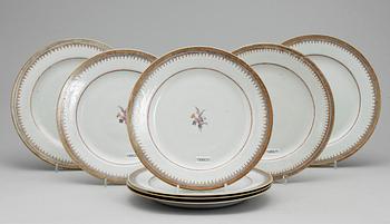 1589. A set of 22 famille rose dishes, Qing dynasty, Qianlong (1736-95).