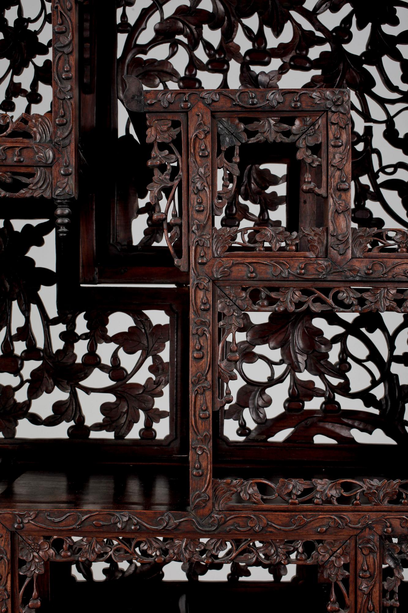 SKÅP, Kina, 1900-talets första hälft.