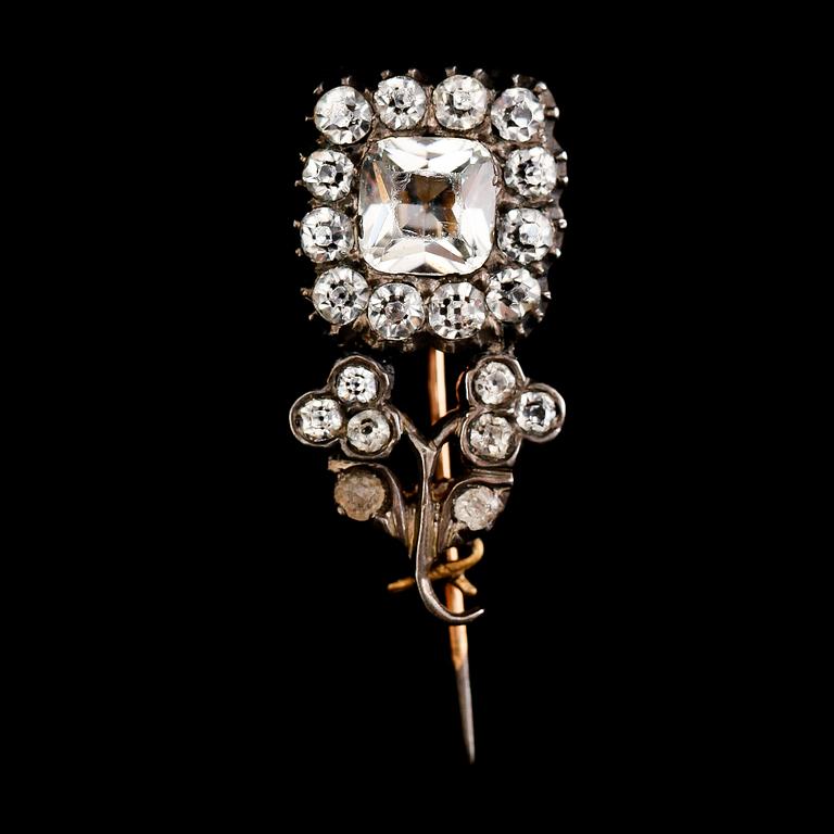 BROSCHER, 7 st, 1800-/1900-tal.