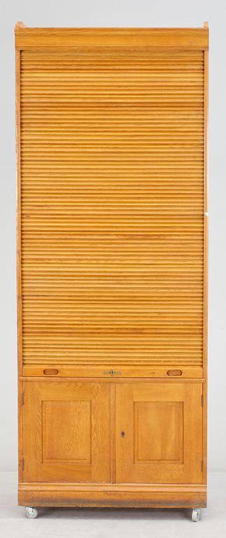 ARKIVSKÅP, 1900-talets början.