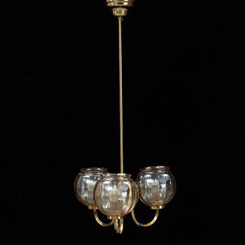 Taklampa, med glaskupor, 1900-talets andra hälft.