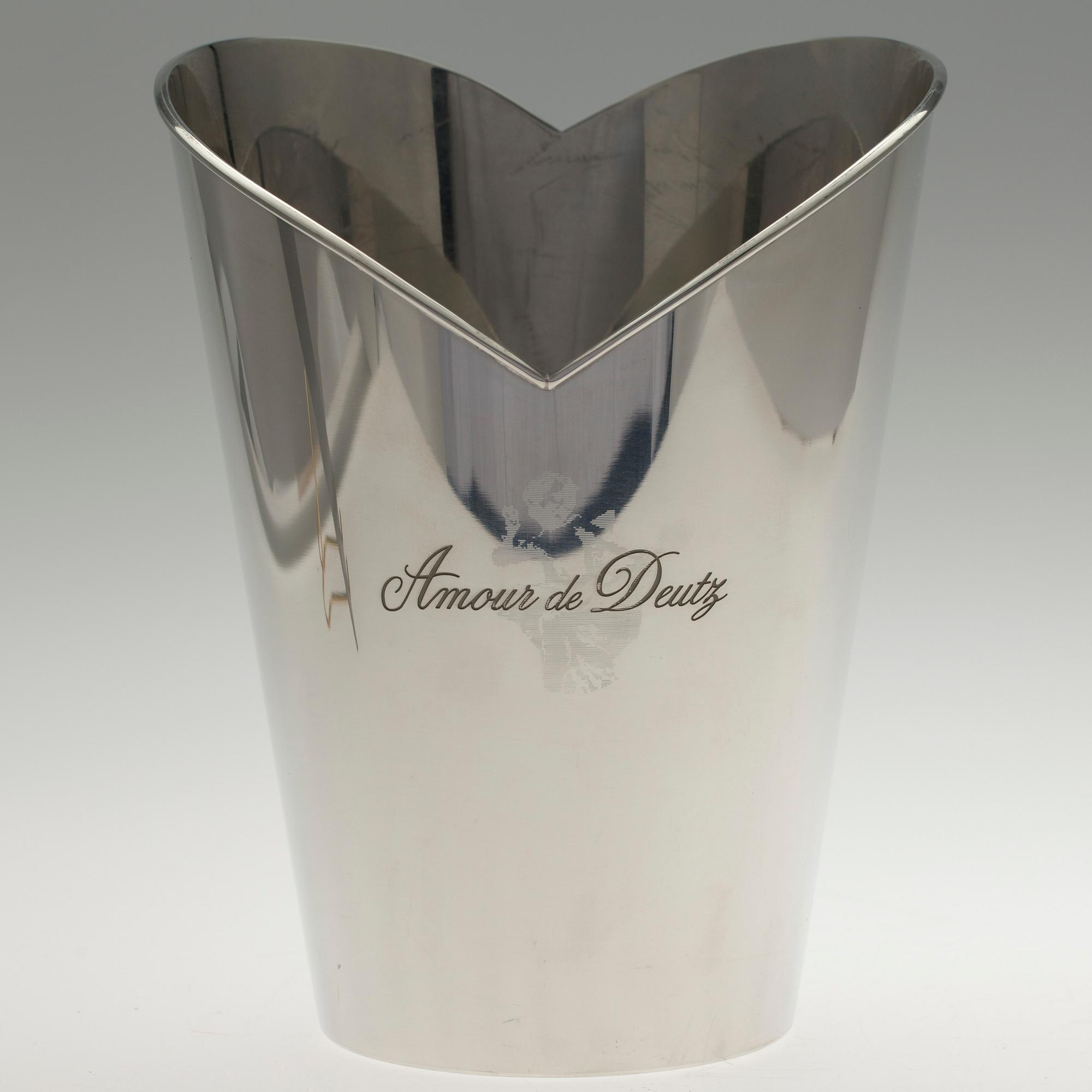 CHAMPAGNEKYLARE, tenn, "Amour de Deutz", tennstämplad Malta.