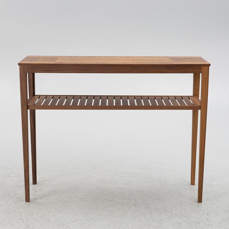 Carl Malmsten, Side table, carpenter Stefan Olsson AB, Gotland.