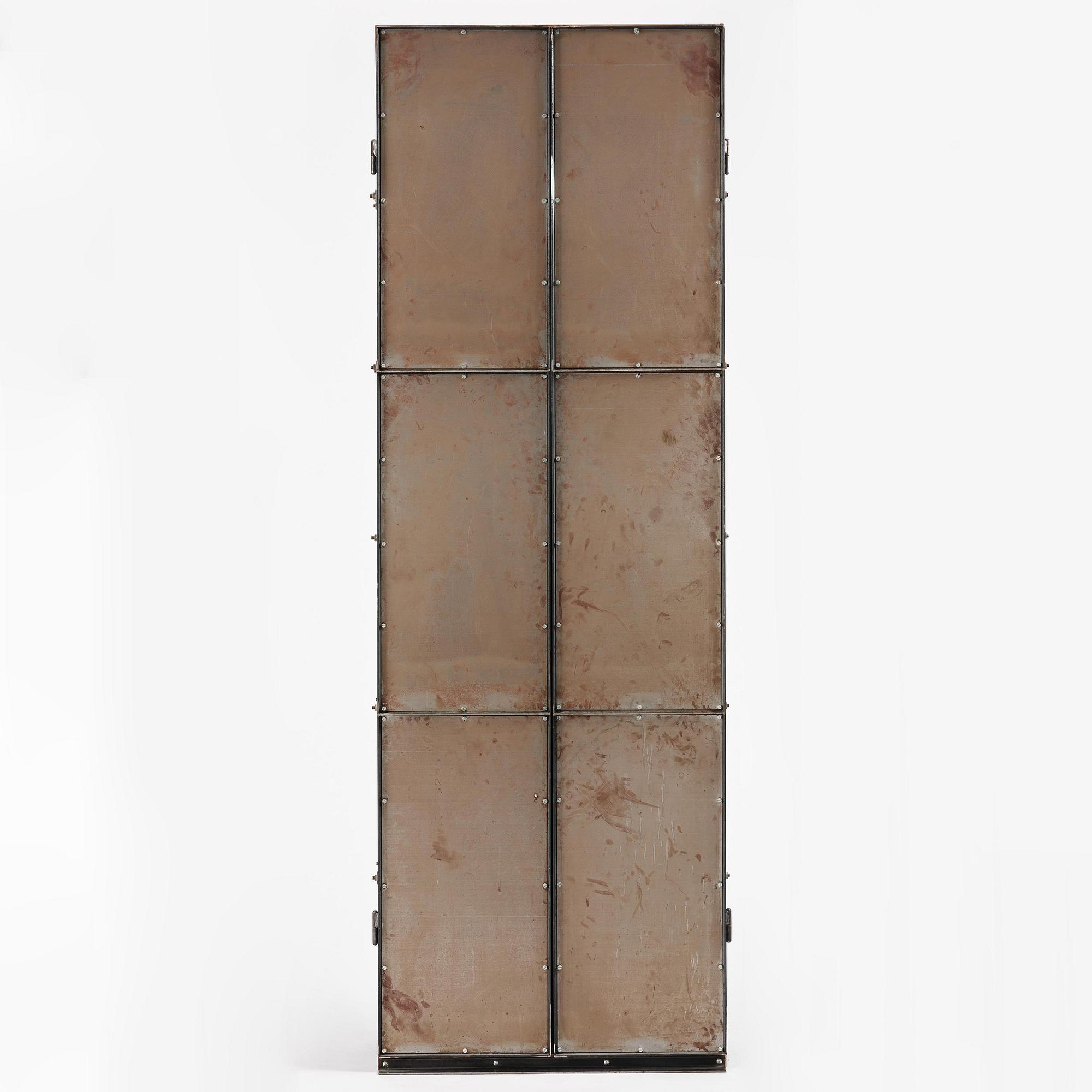 Jonas Bohlin, skåp, "Slottsbacken", ed. 193/200, Källemo, Värnamo, efter 1987.