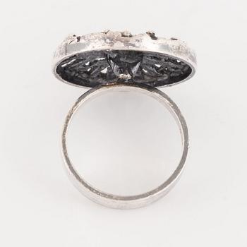 Martti Viikinniemi, ring, silver.