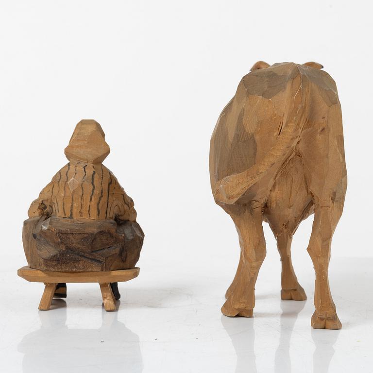 Axel Petersson Döderhultarn, Milkmaid and cow.