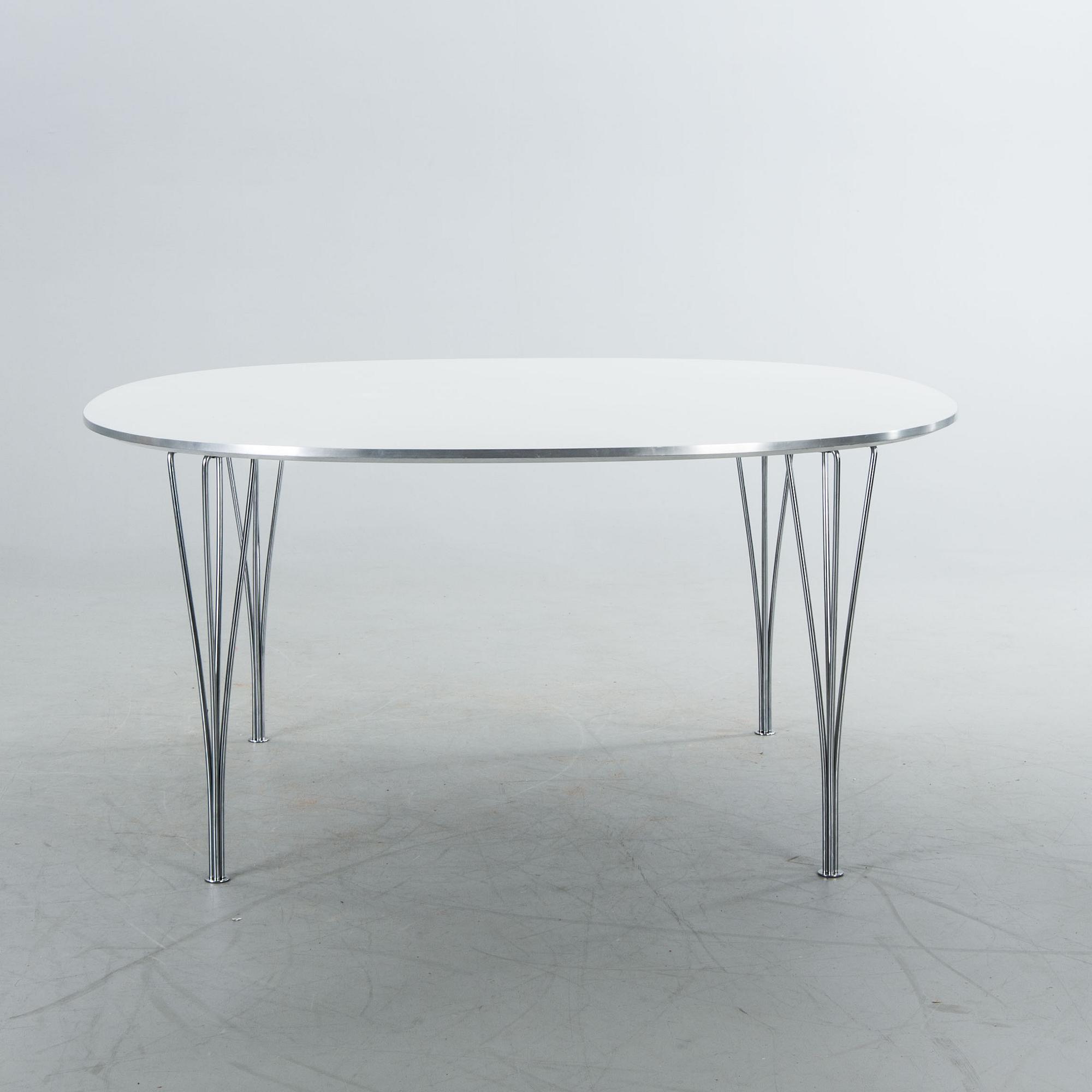 MATBORD, "Supercirkel", Bruno Mathsson & Piet Hein, Fritz Hansen. 1984.