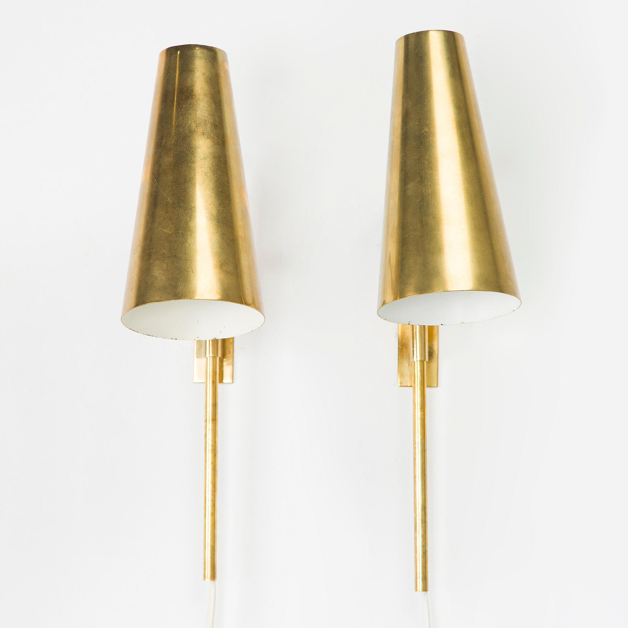 Paavo Tynell, a pair of mid-20th century '9459' wall lights for Taito.