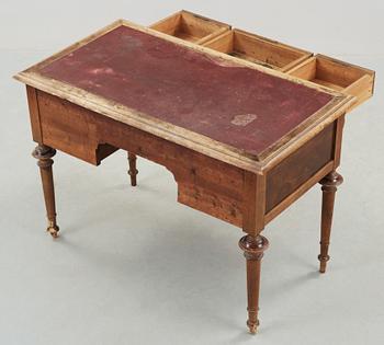 SKRIVBORD, nyrenässans, sent 1800-tal.