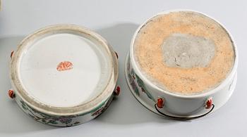 FÖRVARINGSKÄRL, 2 delar, porslin Kina, 1800-talets andra hälft.