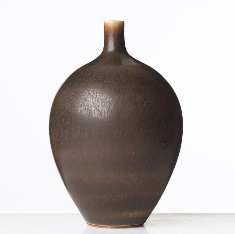 Berndt Friberg, a stoneware vase, Gustavsberg studio, Sweden 1966.