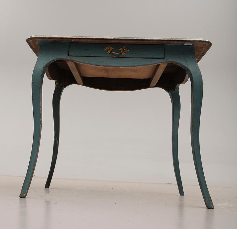 SKRIVBORD, rokokostil, 1800-talets första hälft.