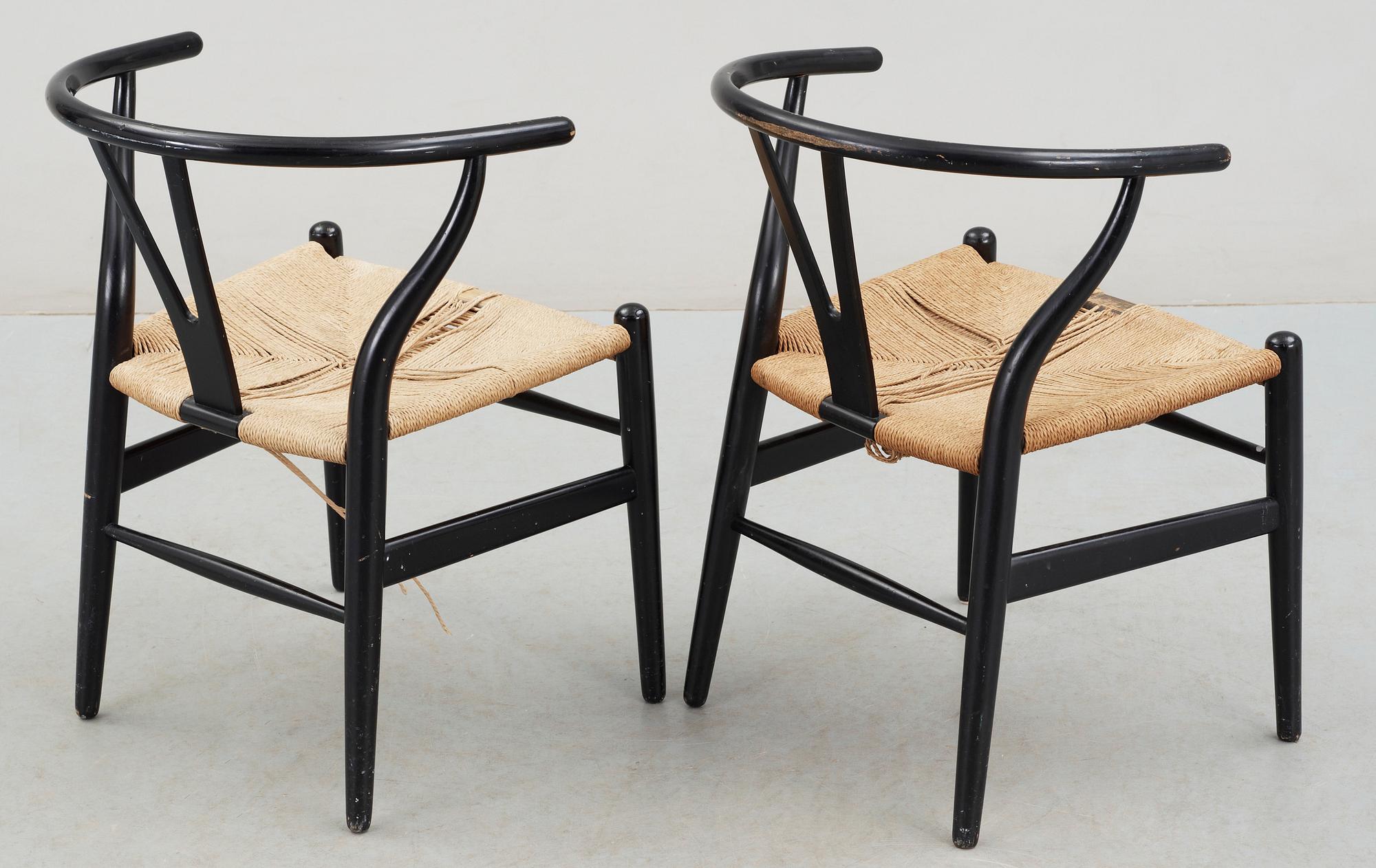 STOLAR, ett par, "Y-stolen", Hans J Wegner, Carl Hansen & Son 1900-tal.