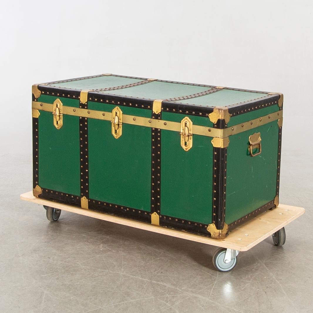A Italien Brevettato trunk first half of the 20oth century.