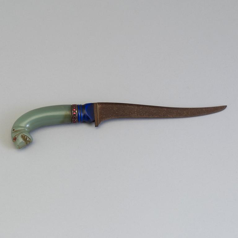 KNIFE, probably with lapis lazuli and probably bowenite, probably India 1900's.