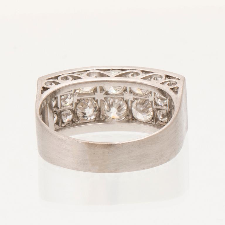 Ring platina och diamanter Atelier Ajour Stockholm 1951.