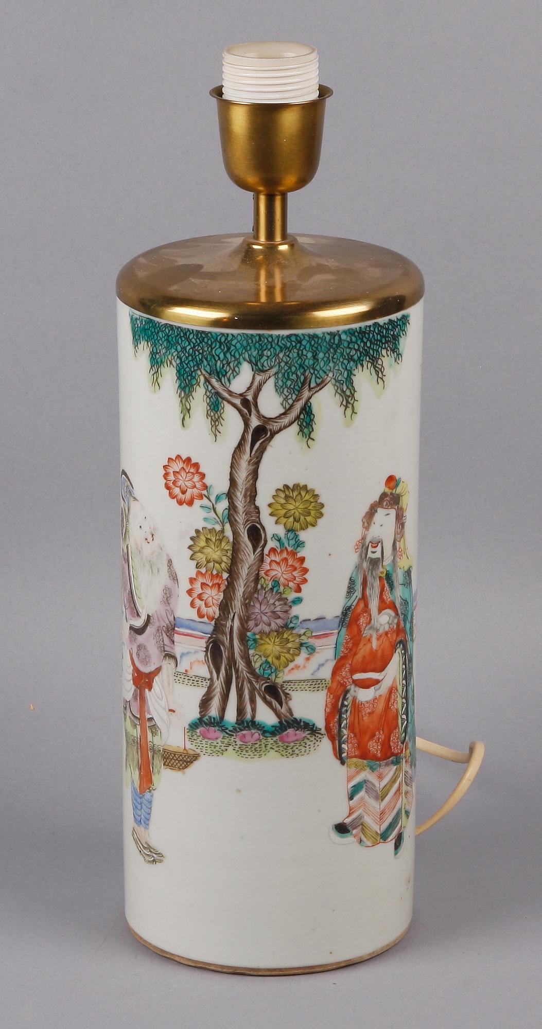 URNA/BORDSLAMPA, porslin, Kina, 1800-tal.