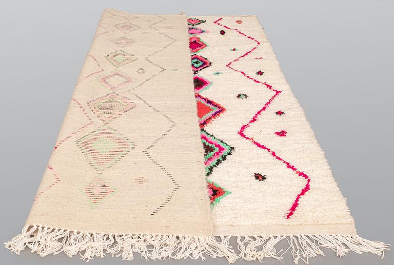 A Moroccan carpet, 275 x 168 cm.
