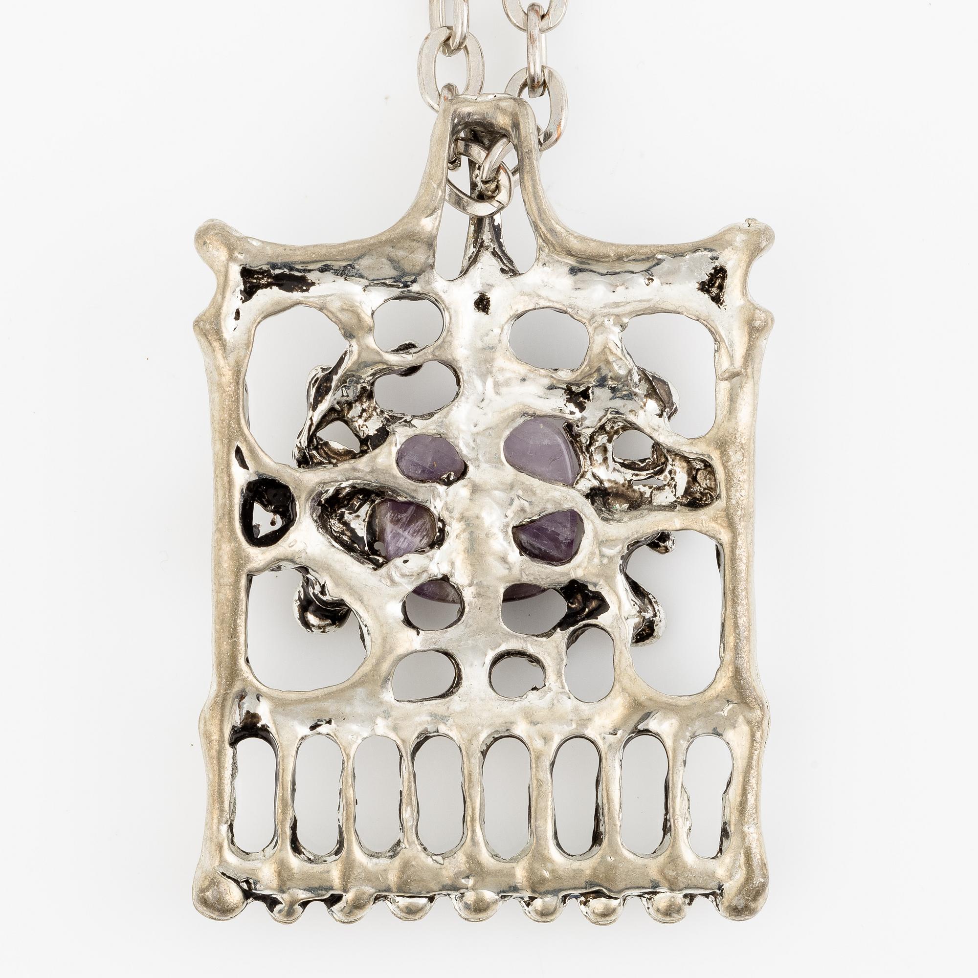 Necklace, tin with amethyst.