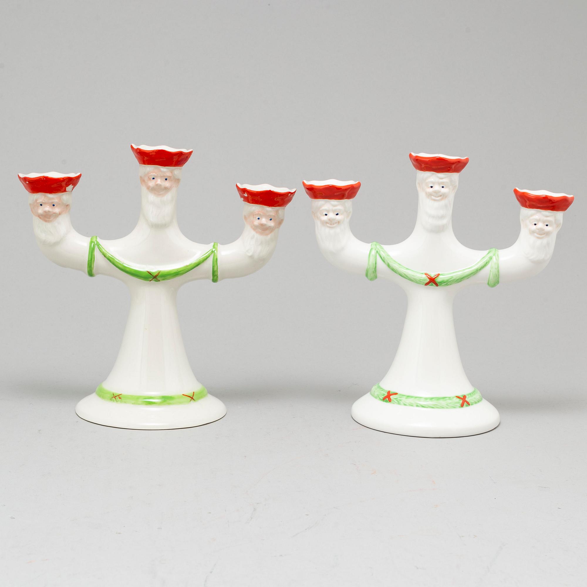 A Swedish Christmas porcelain dinner service "God Jul", 19-pieces, Gustavsberg.