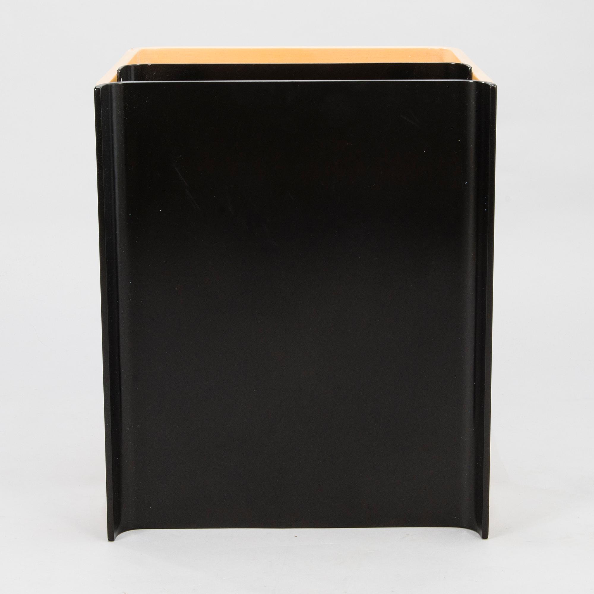 ALVAR AALTO, A '915' for Artek 1997.