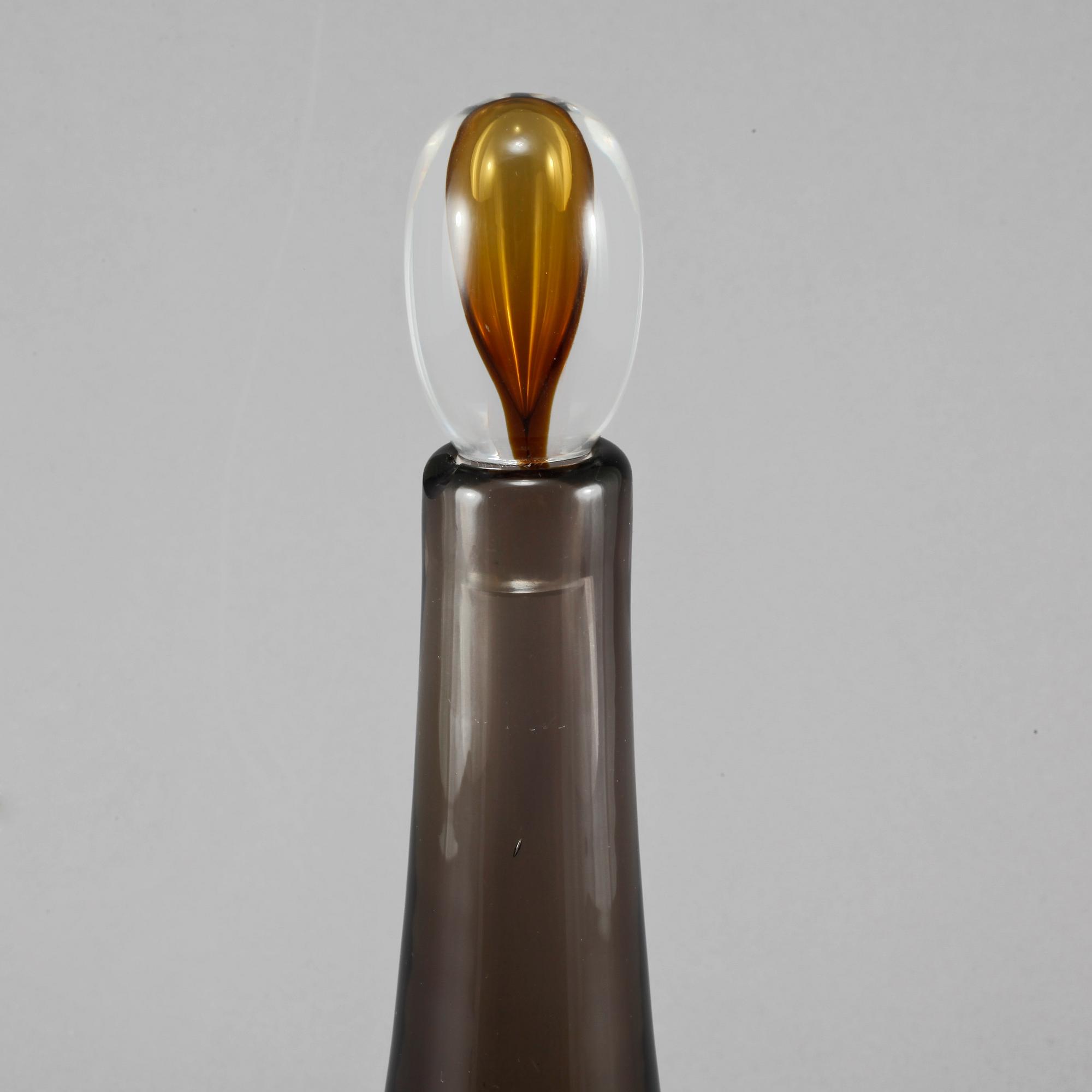 KARAFF, glas, Mona Morales-Schildt.