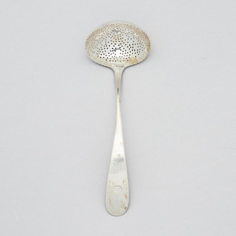Adolf Zethelius, sockerskål med lock och strösked, silver, Stockholm 1819. Empire.