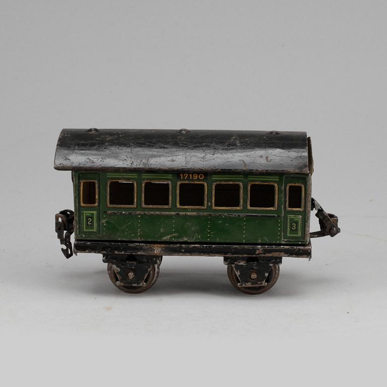 TÅGSET, 4 delar + räls, Märklin, 1900-talets första hälft.