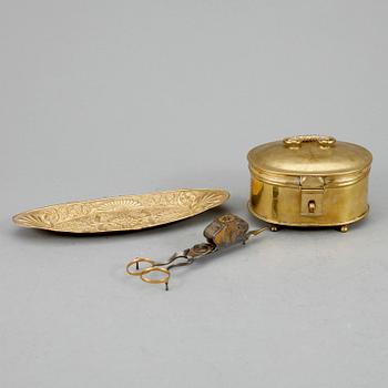 PARTI MÄSSING, 3 st, 1800-1900-tal.