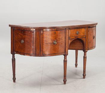 SIDEBOARD, England, 1900-talets början.