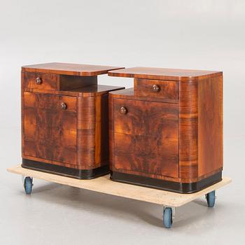 Sängbord ett par 1930/40-tal.