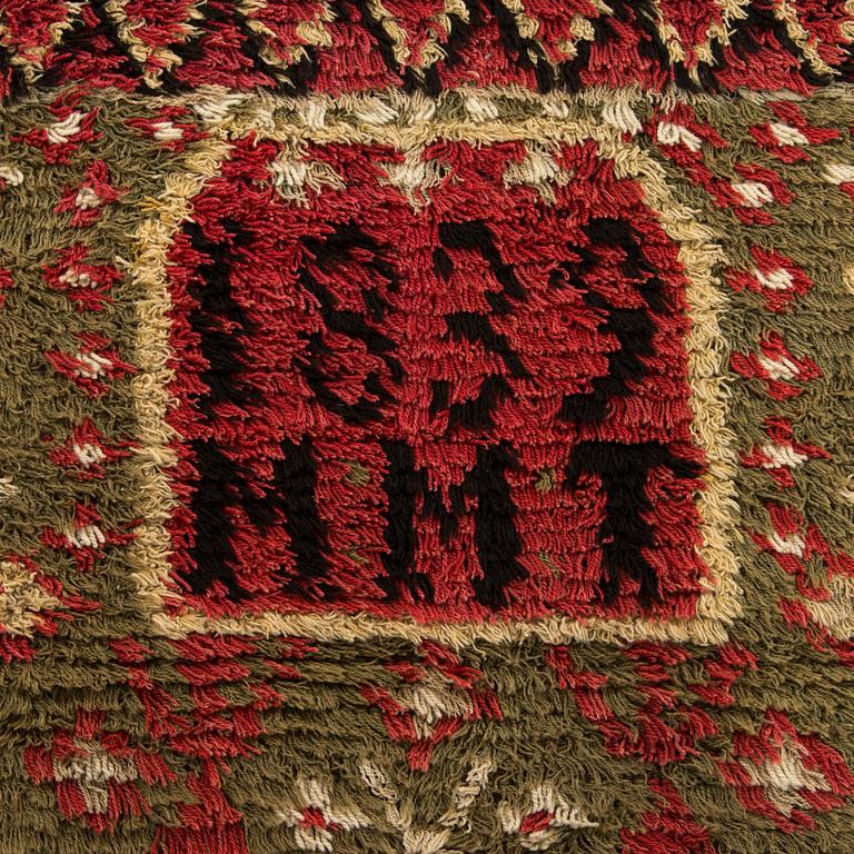 A Finnish folkart long pile ryijy-rug/ blanket dated 1839. Circa 175 x 125 cm.