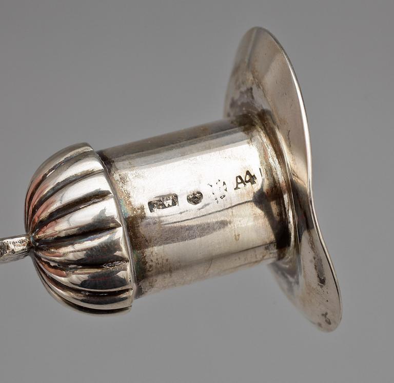 LJUSSTAKAR, ett par, silver, empire, troligen Johan Wahlström, Jönköping, 1831.