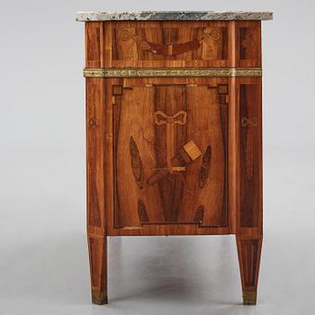 A Gustavian marquetry commode attributed to G. Foltiern (master in Stockholm 1771-1804).