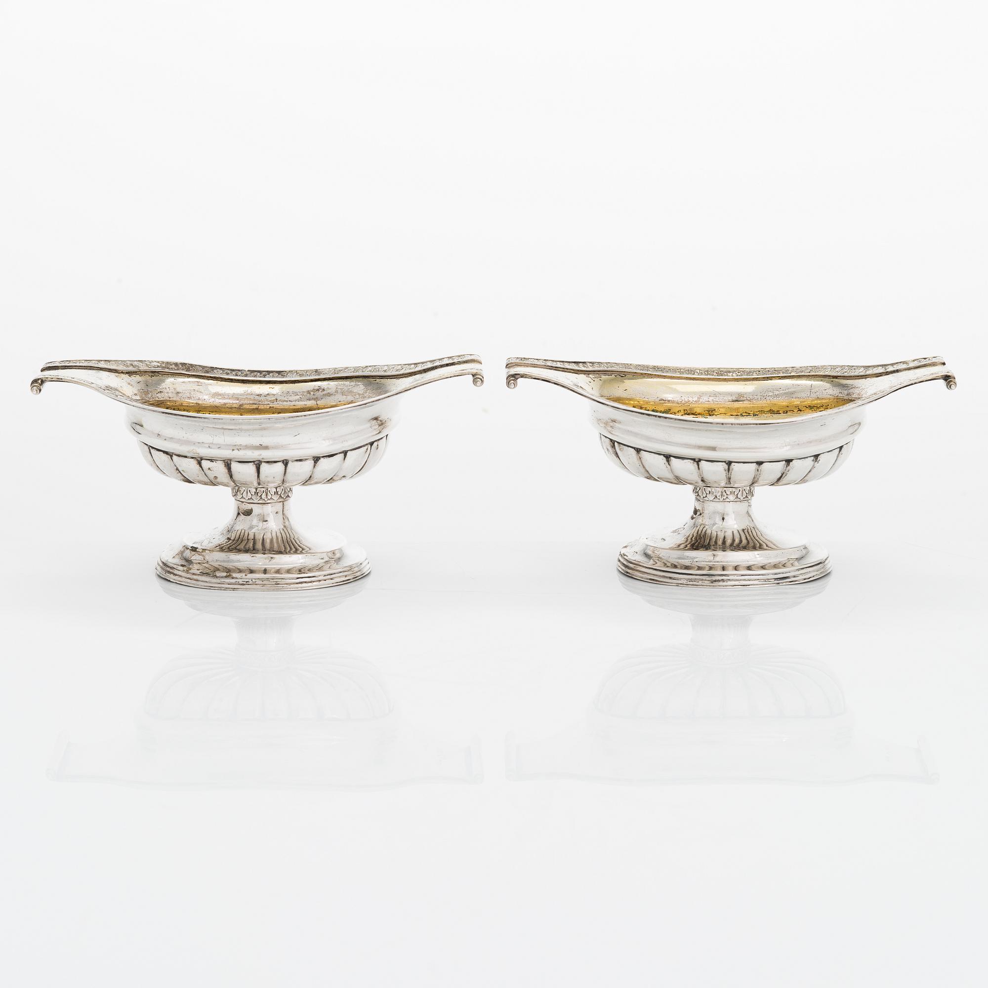 Adolf Fredrik Granfelt, saltkar, ett par, silver och förgyllt silver, Borgå (AFG verksam 1827-54).