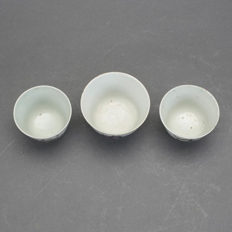 KOPPAR, 3 st, porslin, Kina, 1800/1900-tal.
