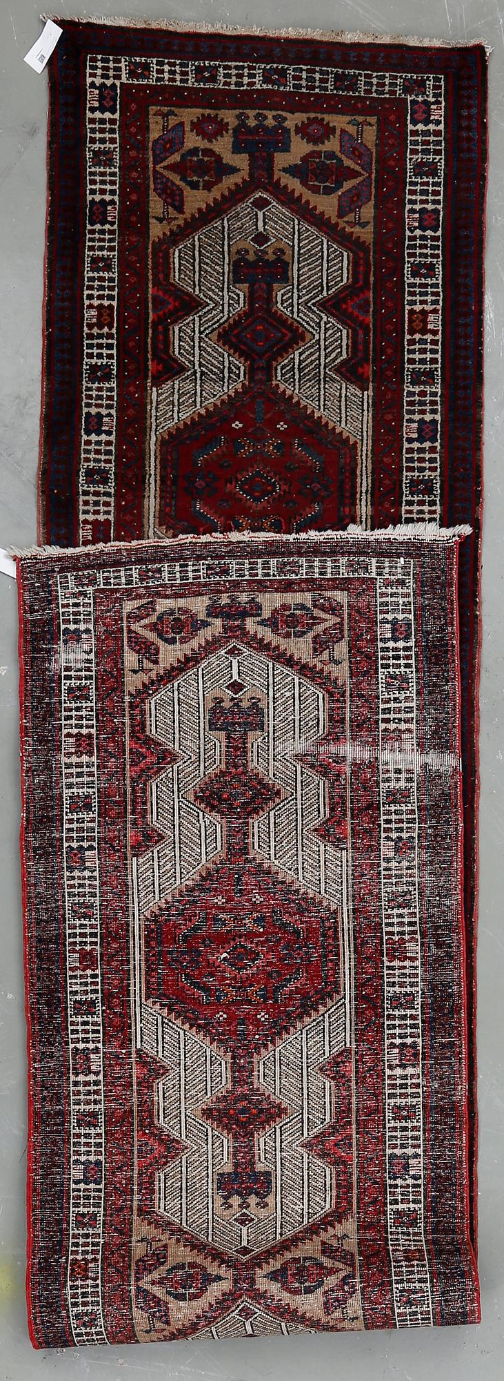 GALLERIMATTA, Sarab. Ca 450x93 cm.