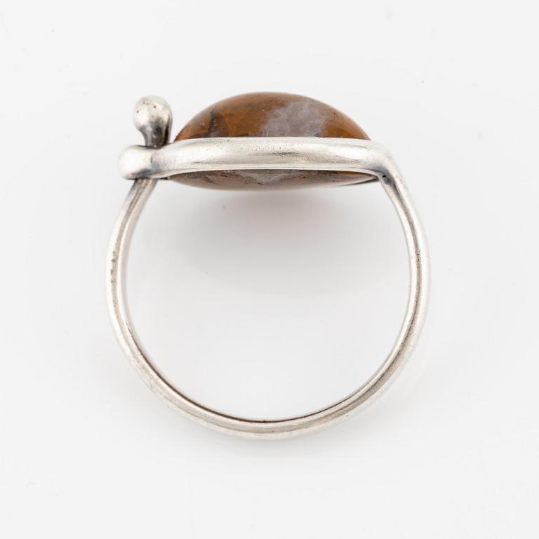 Vivianna Torun Bülow-Hübe, a ring, sterling silver with quartz, Jakarta, Indonesia.