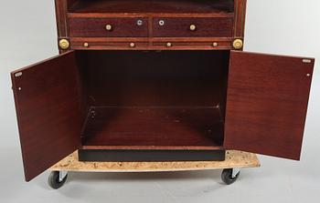 SKÅP, 2 st, 1900-talets senare del.