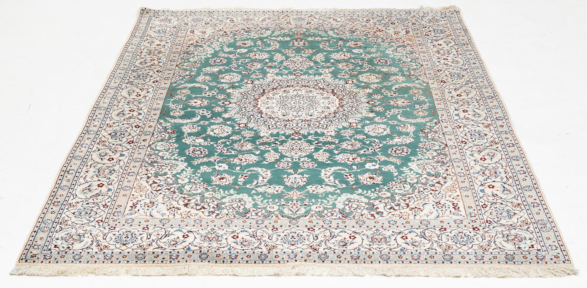 Matta, Nain, ca 235 x 160 cm.