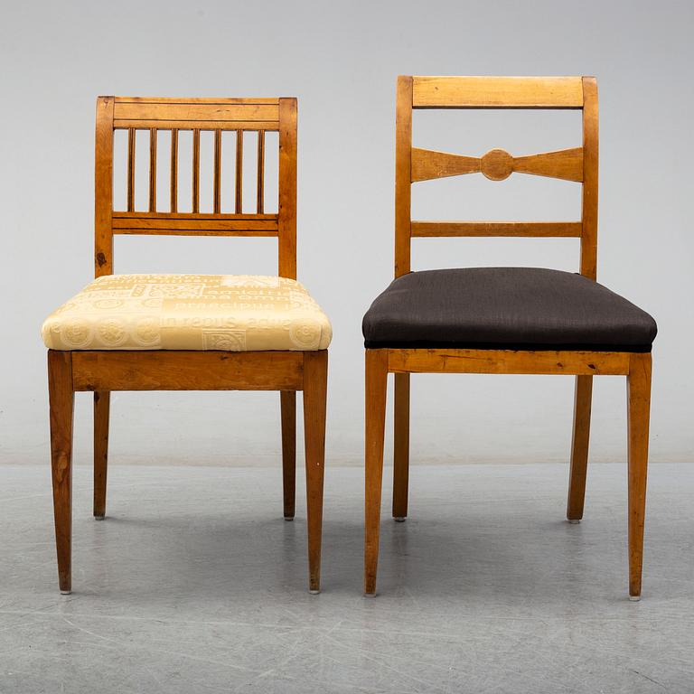 A set of 12 birch chairs (8+4), Biedermeier, mid 19th century.