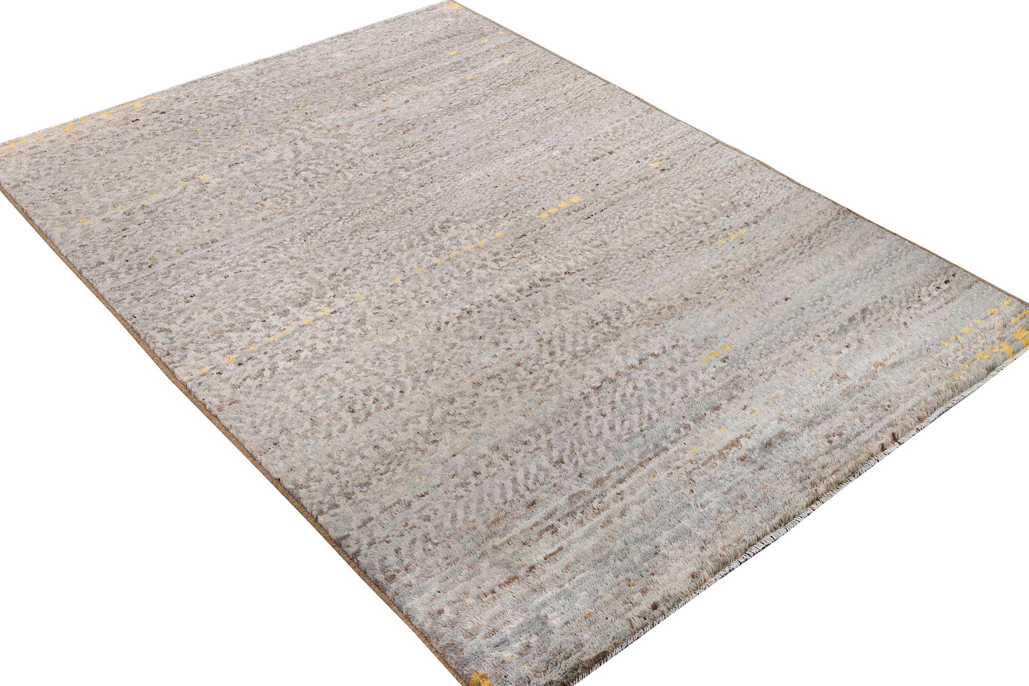 A Moroccan rug, c. 233 x 170 cm.